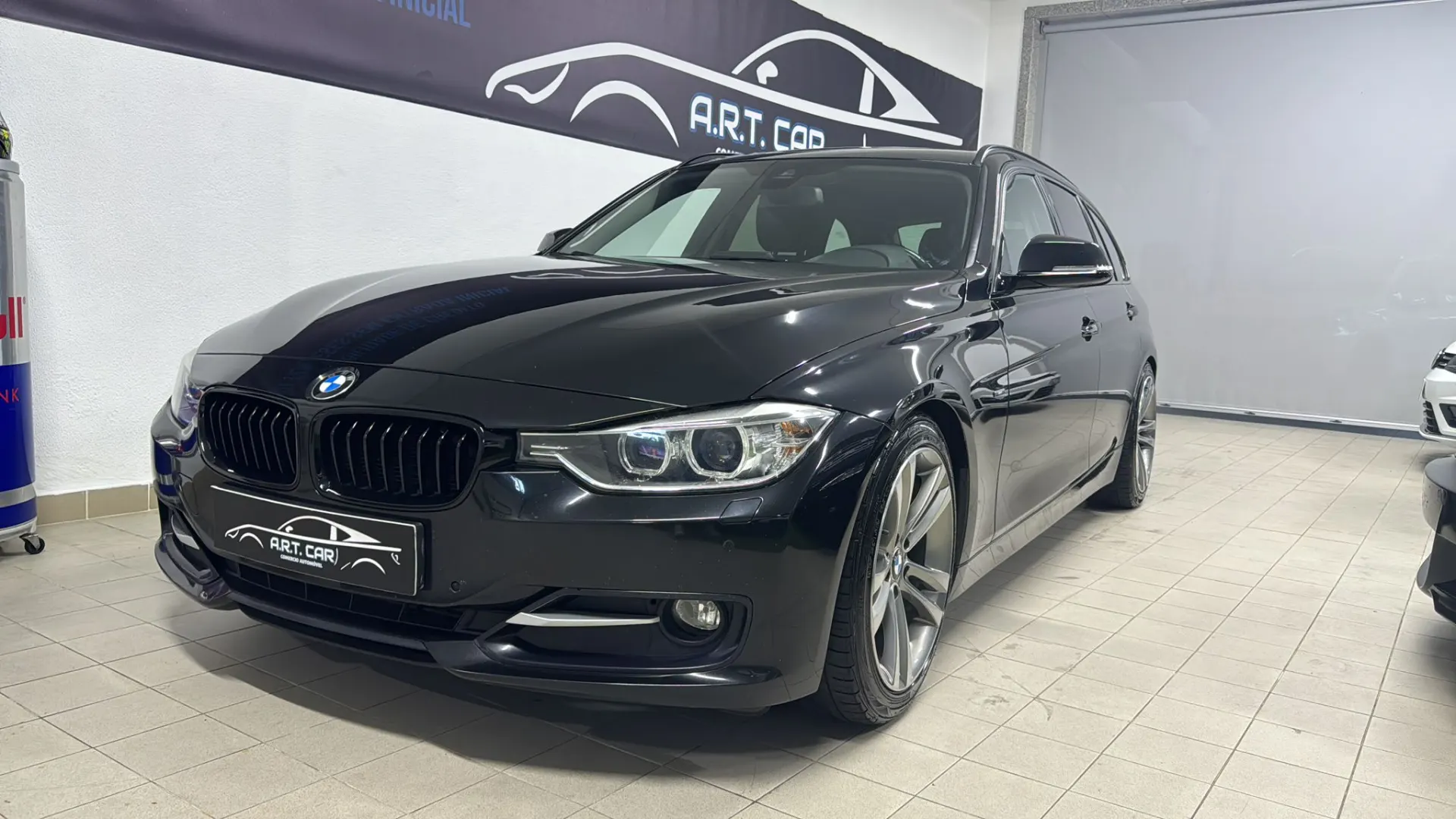 BMW 320 d Touring Auto Line Sport 28