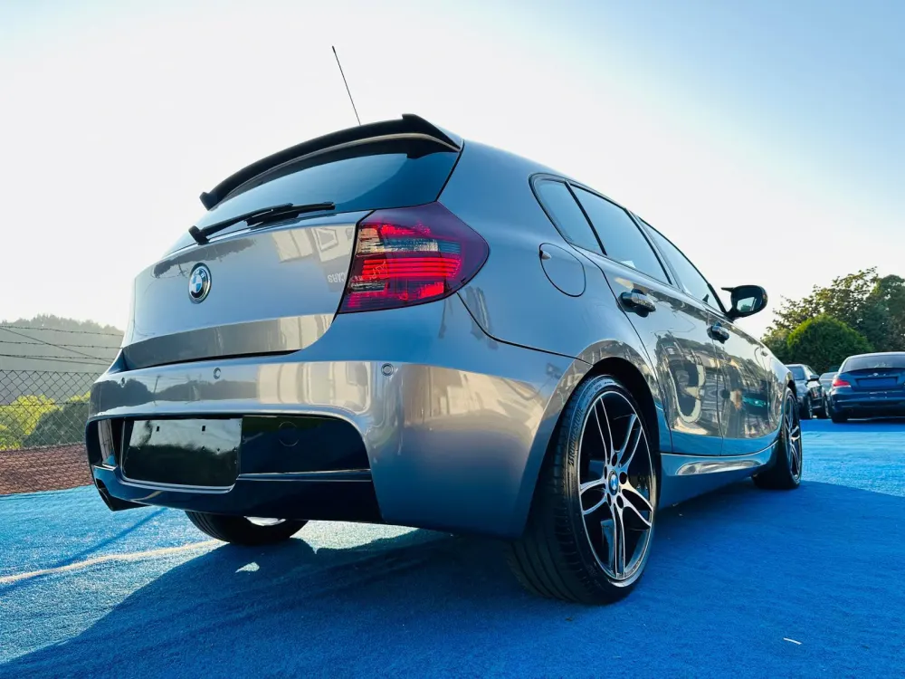 BMW 120 120d pack m 25