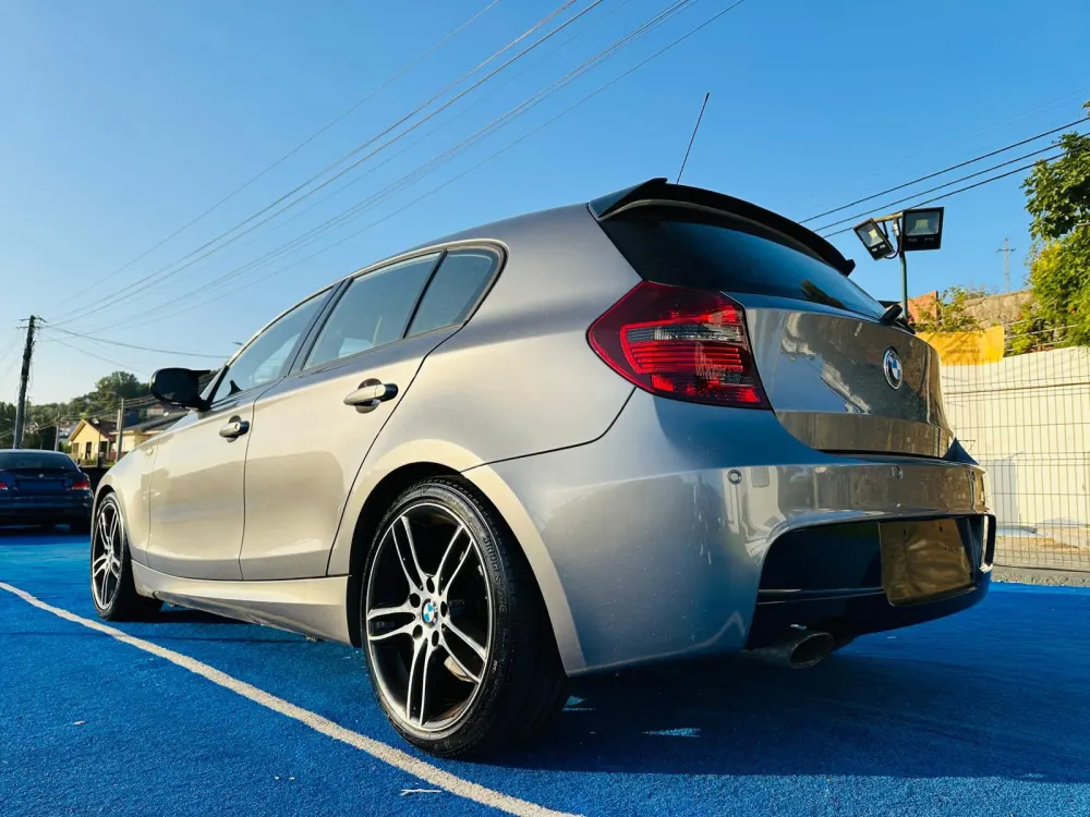 BMW 120 120d pack m 6