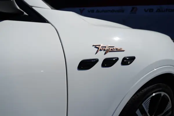 Maserati Grecale Folgore 7