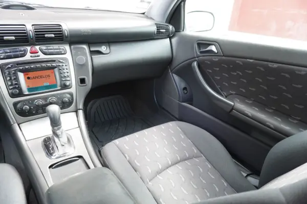 Mercedes-Benz C 220 CDi Sport Coupé Classic 11