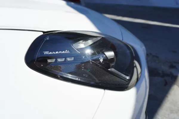 Maserati Grecale Folgore 8