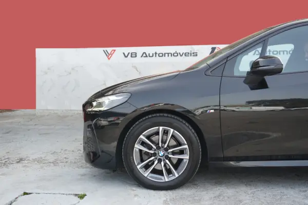 BMW 218 Active Tourer i Pack Desportivo M Auto 6