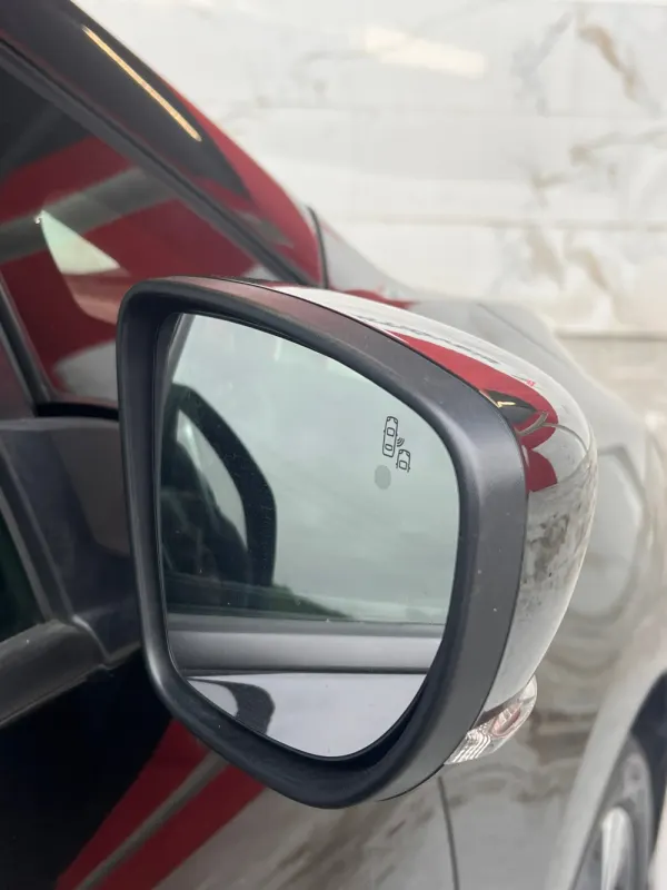 Nissan Leaf N-Connecta Full Led 17