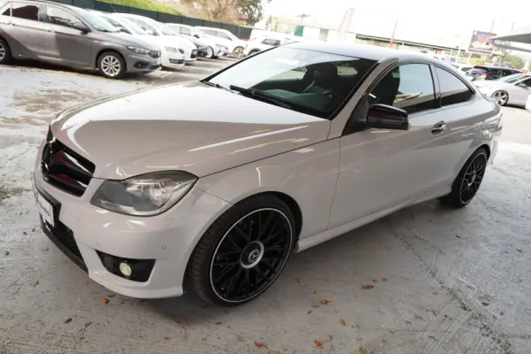 Mercedes-Benz C 220 CDI 7G-TRONIC Edition 22