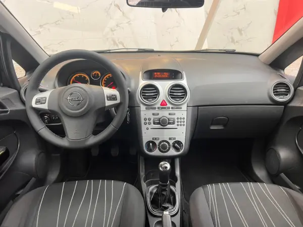 Opel Corsa 1.3 CDTI Go! 95g 4