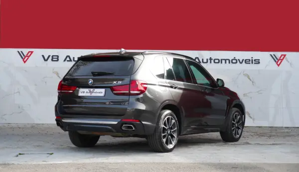 BMW X5 40e xDrive 3
