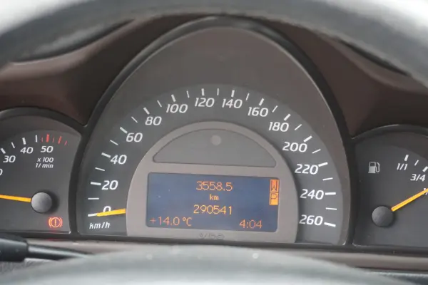 Mercedes-Benz C 220 CDi Sport Coupé Classic 10