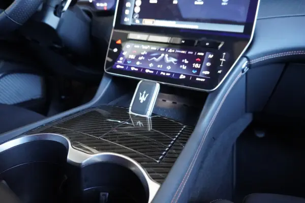 Maserati Grecale Folgore 32