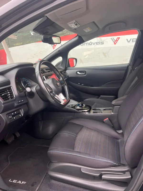 Nissan Leaf N-Connecta Full Led 12