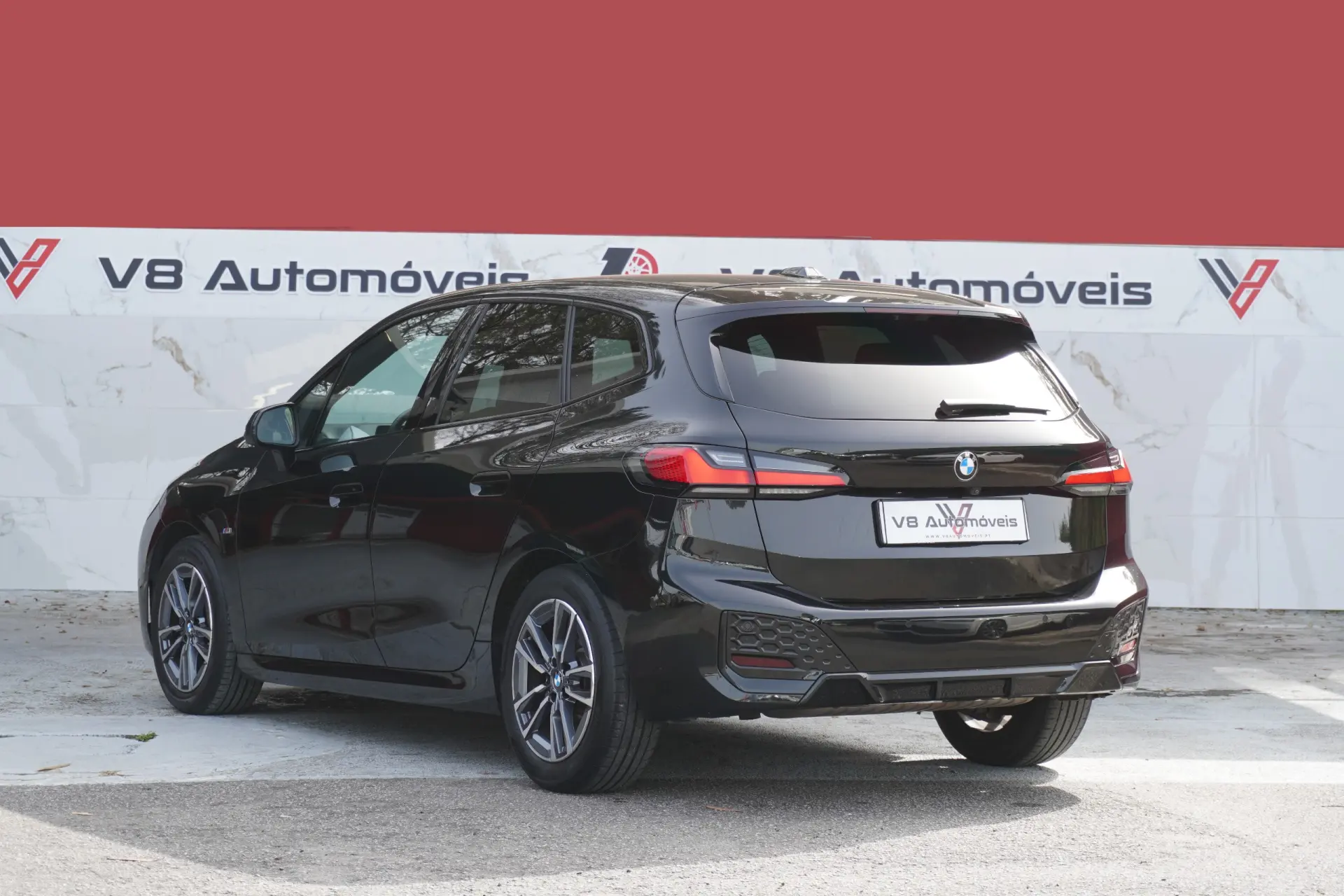 BMW 218 Active Tourer i Pack Desportivo M Auto 4