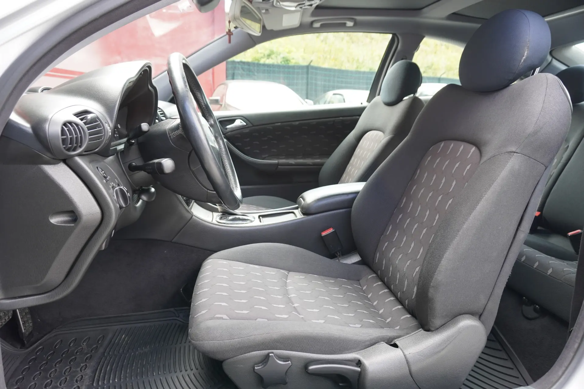 Mercedes-Benz C 220 CDi Sport Coupé Classic 8