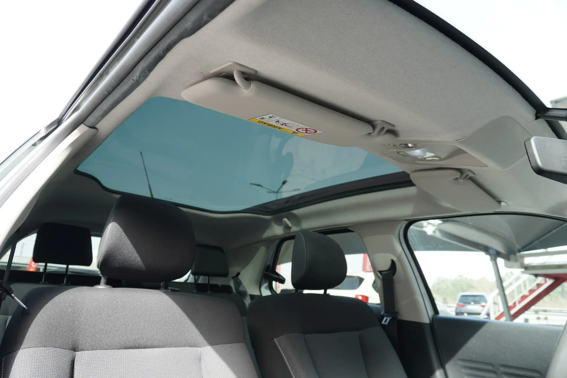 Citroën C4 Cactus 1.6 BlueHDi Shine 6