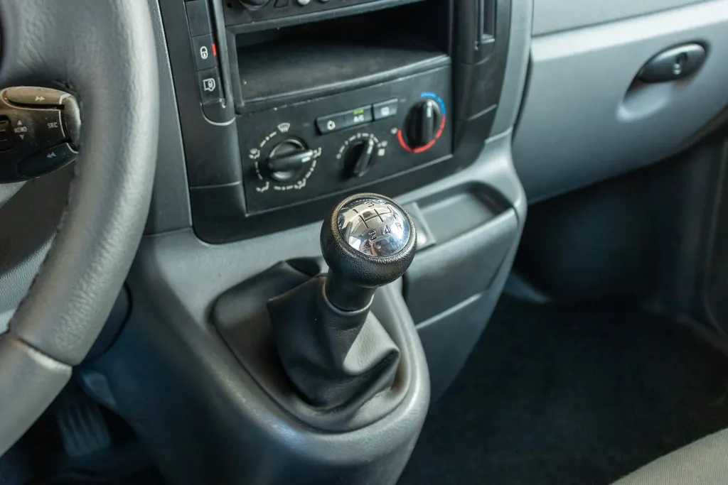 Peugeot Expert 1.6 HDi L1 Confort AC 10