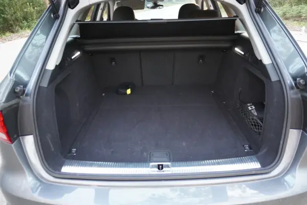 Audi A4 Avant 35 TDI S tronic 18