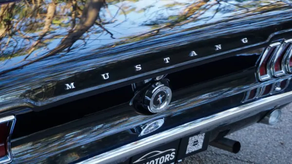 Ford Mustang Cabrio 7