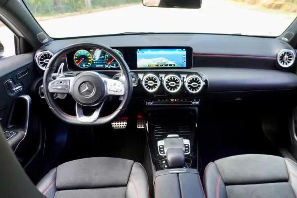 Mercedes-Benz A 35 AMG 4Matic 15