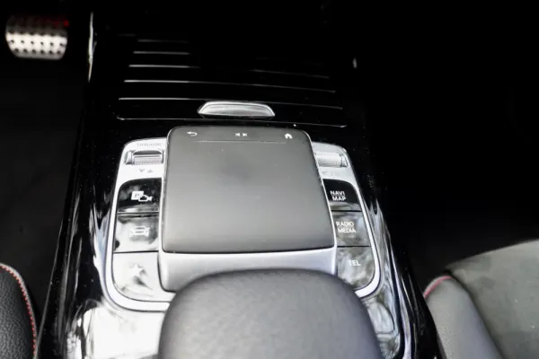 Mercedes-Benz A 35 AMG 4Matic 20