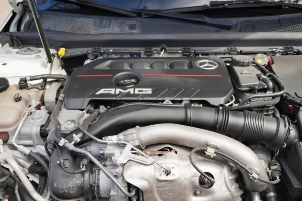 Mercedes-Benz A 35 AMG 4Matic 25