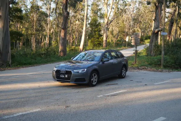 Audi A4 Avant 35 TDI S tronic 3