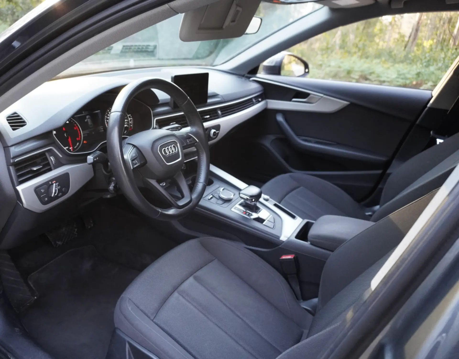 Audi A4 Avant 35 TDI S tronic 15