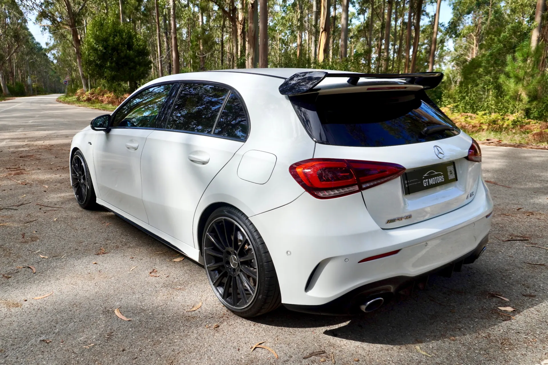 Mercedes-Benz A 35 AMG 4Matic 5