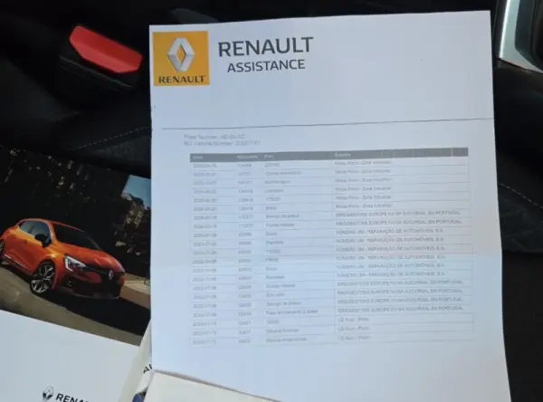 Renault Clio 1.0 TCe Intens 8