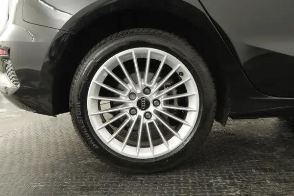 Audi A3 Sportback 40 TFSIe Advanced 5