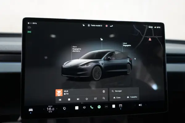Tesla Model 3 Tração Traseira 17