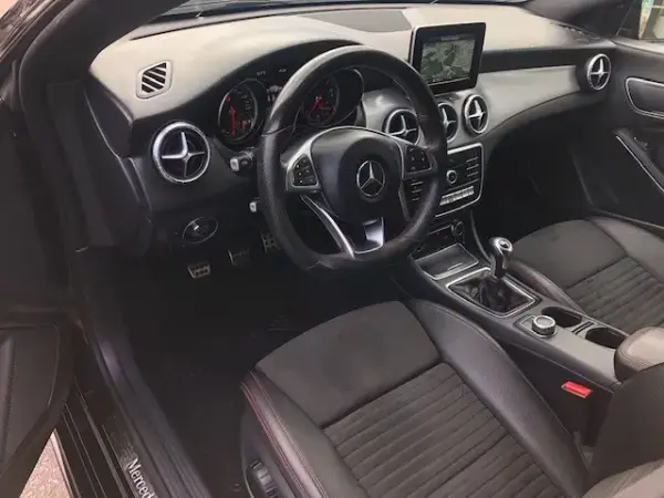 Mercedes-Benz CLA 180 (CDI) d AMG Line 8