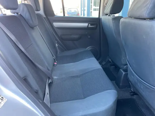 Suzuki Swift 1.3 16V GLX 15