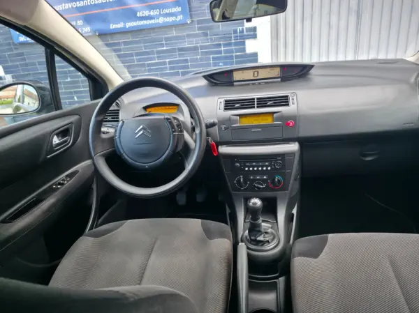 Citroën C4 1.4 16V SX 7
