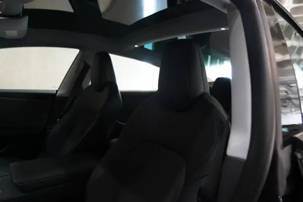 Tesla Model 3 Tração Traseira 10