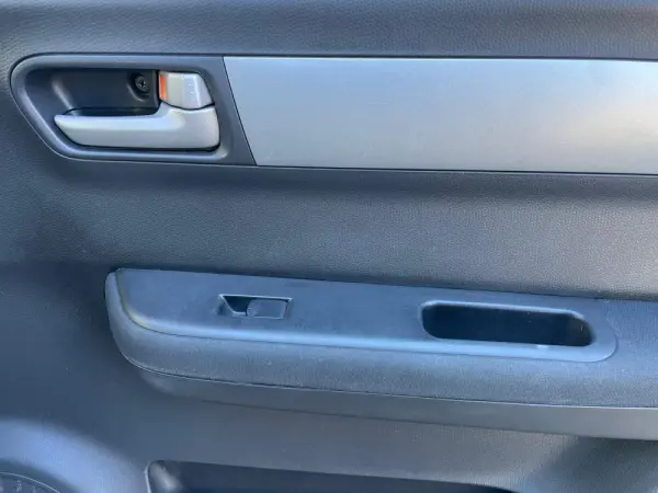 Suzuki Swift 1.3 16V GLX 17