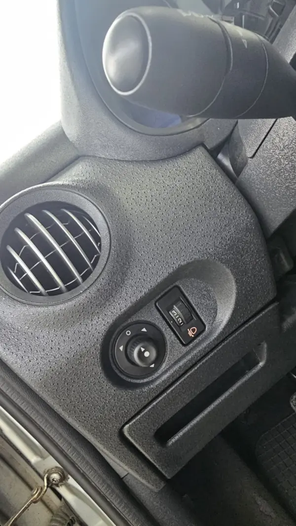 Citroën C3 1.6 16V Exclusive Aut. 13