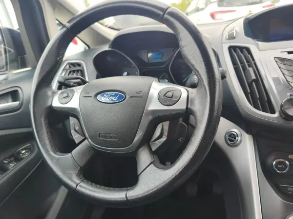 Ford Grand C-Max 1.6 TDCi Titanium 10