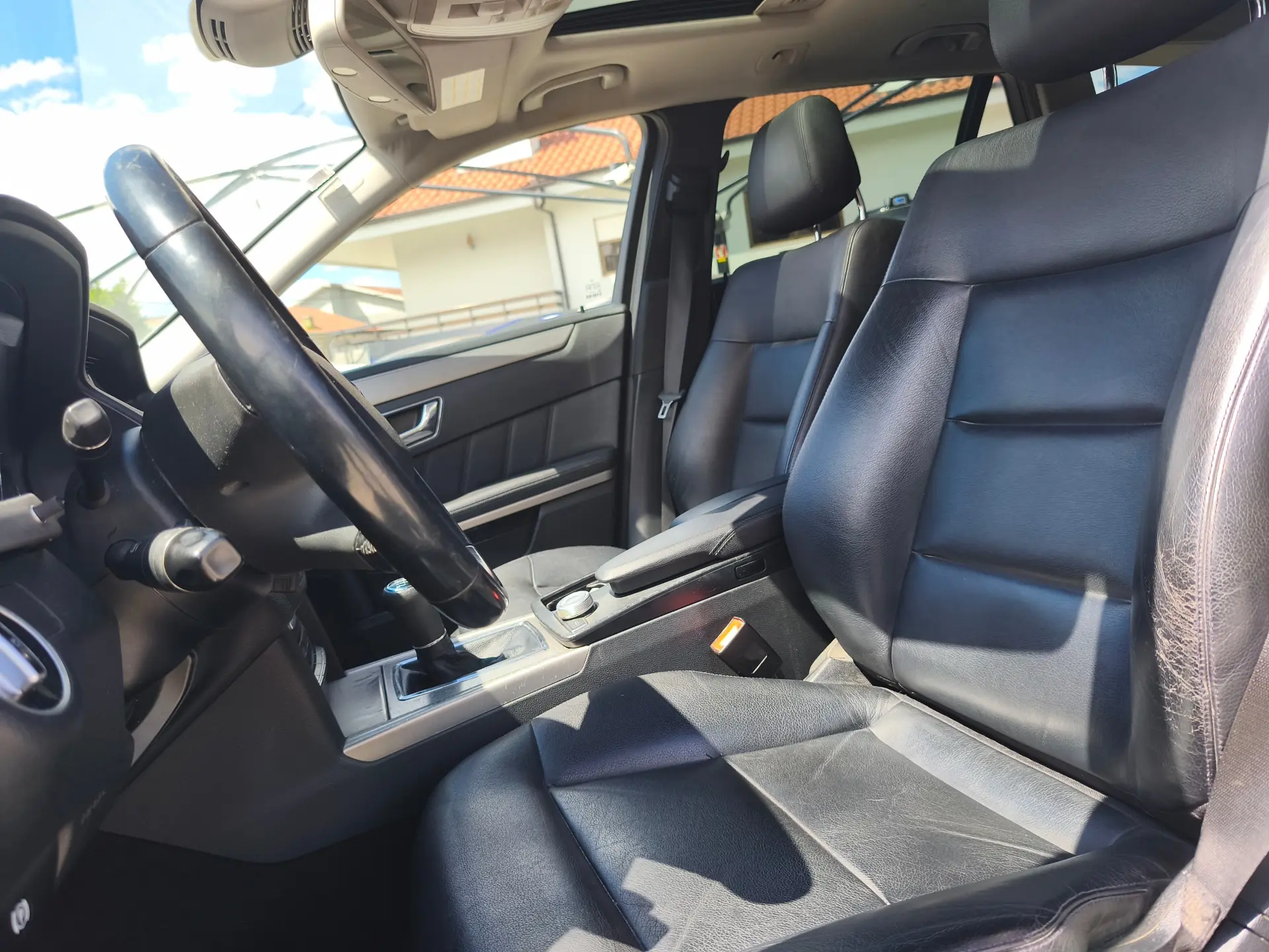 Mercedes-Benz E 250 CDi Avantgarde BlueEfficiency 12