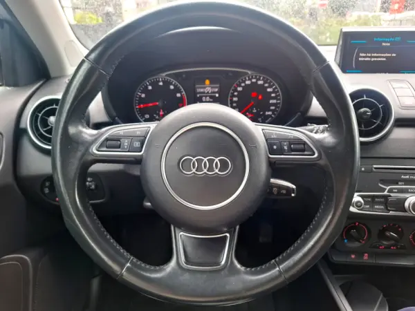 Audi A1 Sportback 1.0 TFSI 10
