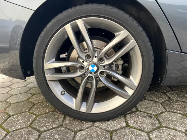 BMW 118 d Pack M Shadow 16