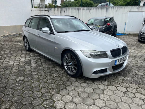 BMW 318 d Touring Pack M 8