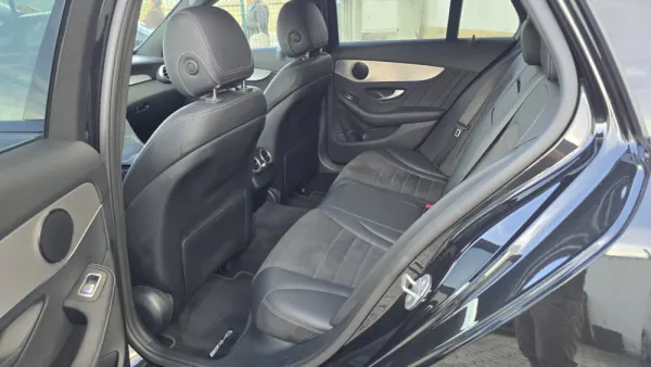 Mercedes-Benz C 300 de AMG line 13