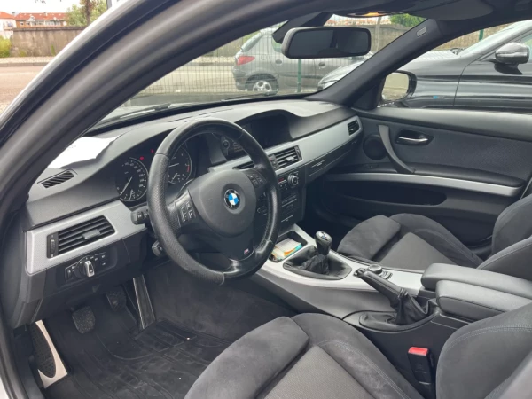 BMW 318 d Touring Pack M 9