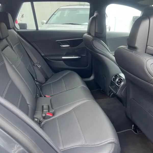 Mercedes-Benz C 300 de 4Matic 9G-TRONIC Edition AMG Line 21