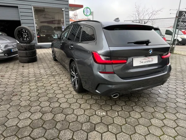 BMW 320 d Touring Pack M Auto 15
