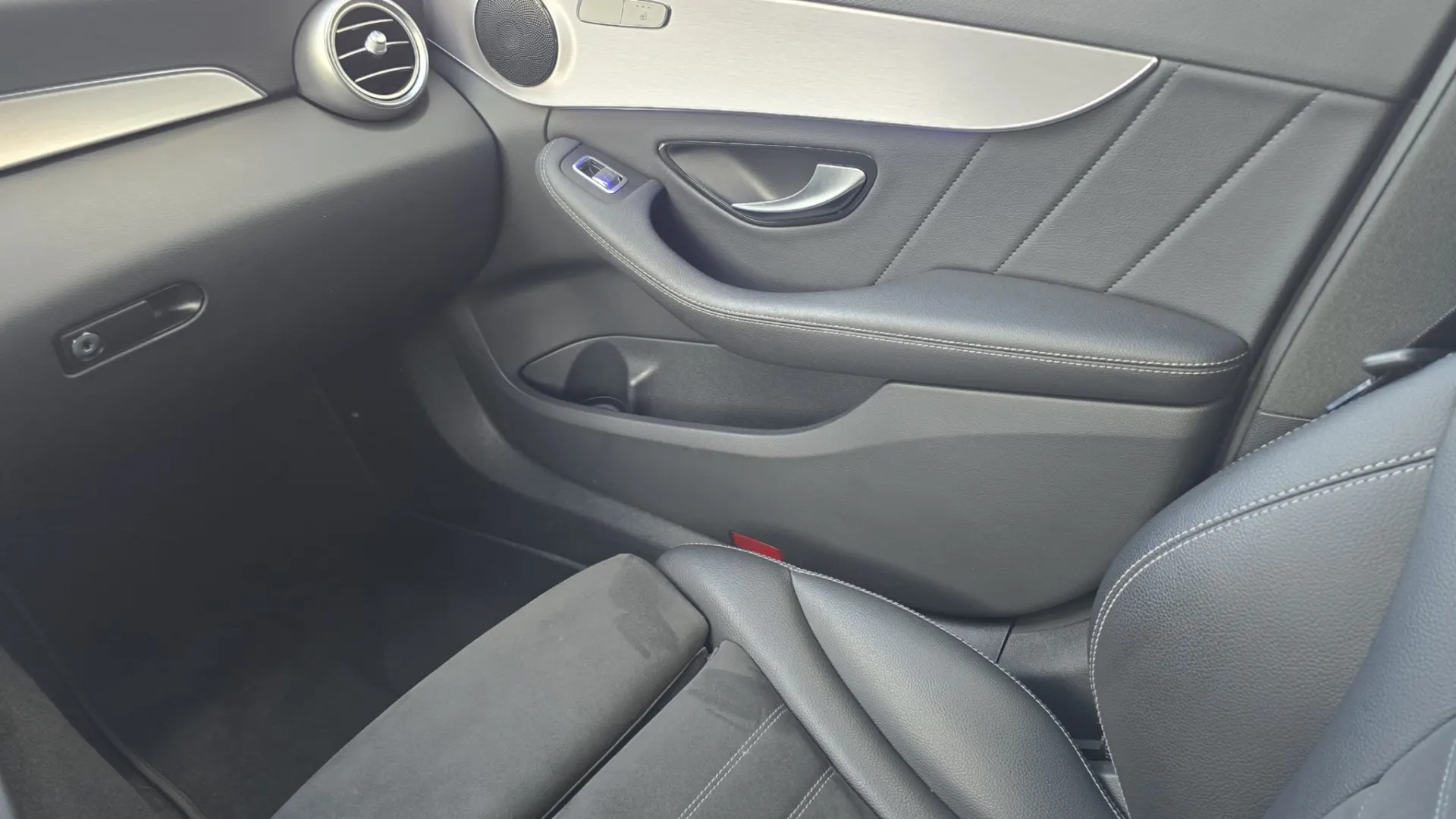 Mercedes-Benz C 300 de AMG line 14