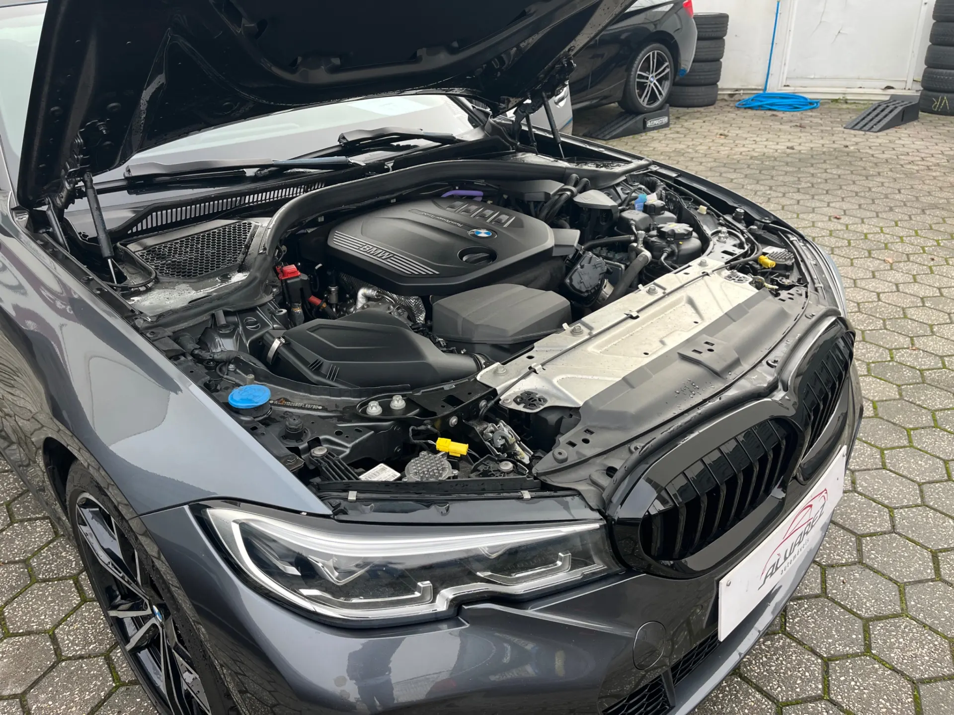 BMW 320 d Touring Pack M Auto 27