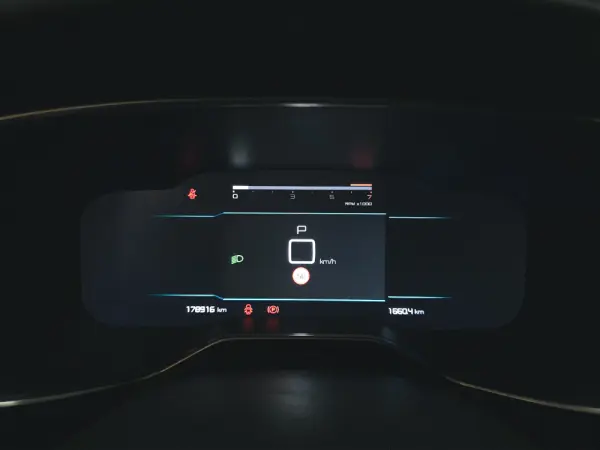 Citroën C5 Aircross 1.5 BlueHDi Shine J19 EAT8 18