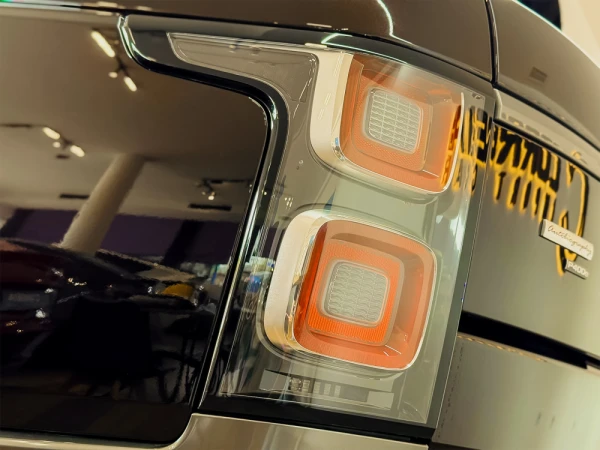 Land Rover Range Rover 2.0 Si4 PHEV Autobiography 10