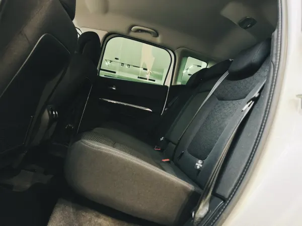 Peugeot 3008 1.6 BlueHDi Allure EAT6 12