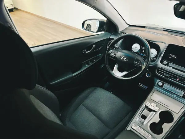 Hyundai Kauai EV 64 kWh Premium 9